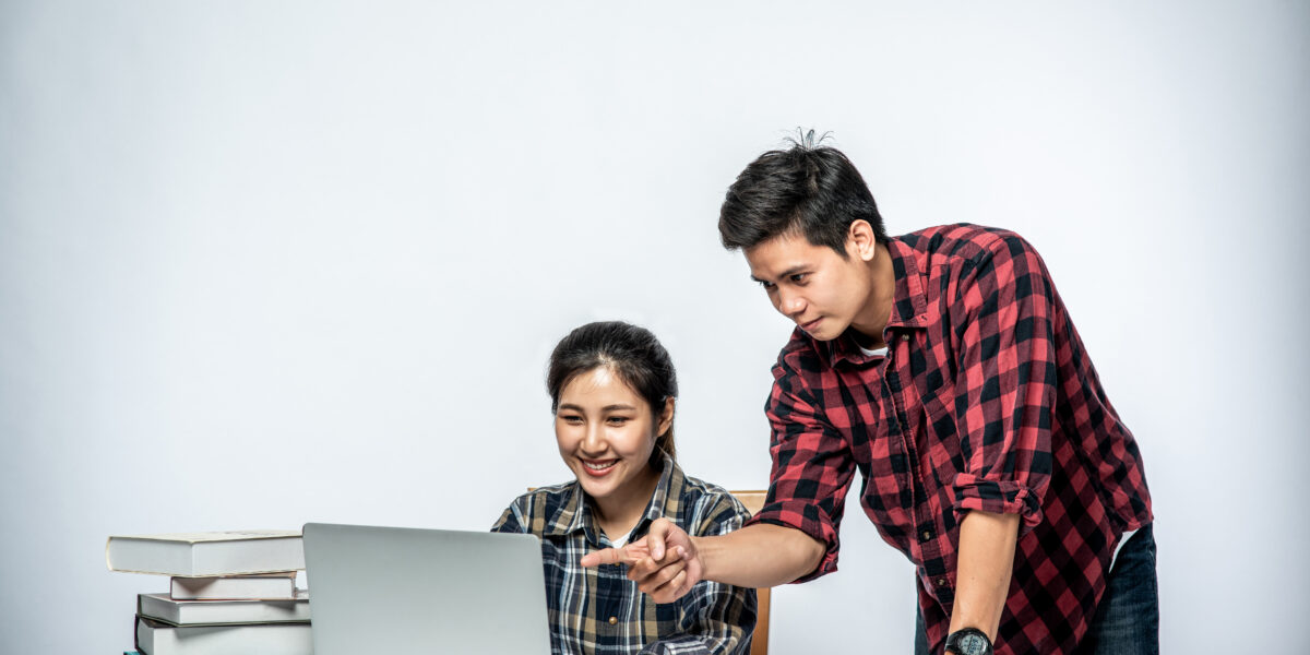 Junior vs Senior SEO Specialists in the Philippines